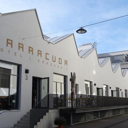 Hôtel Barracuda à Lenzburg Extérieur photo